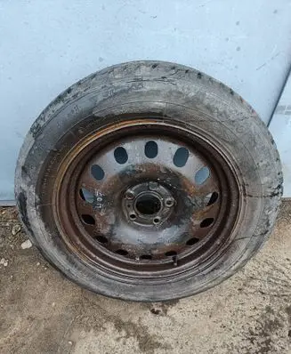 Peugeot 407 R16 spare wheel 