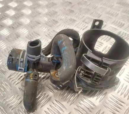 Infiniti Q50 Fuel filter bracket/mount holder A6512001056