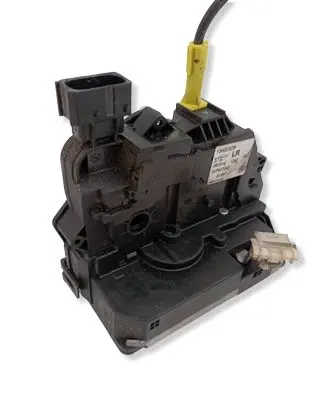 Opel Meriva B Rear door lock 13432376 325407955 915255102