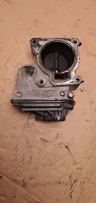 Volvo V50 Throttle valve VP4F9U 9E928 B8A15