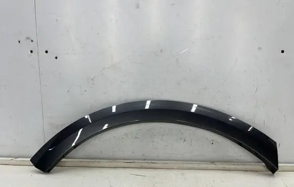 Audi Q8 Rear arch trim 4m853818d 4m8853818e