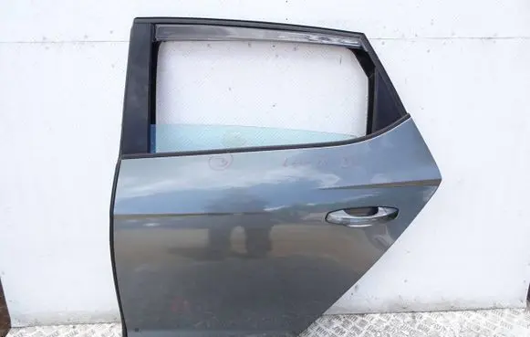 Seat Leon (5F) Rear door WQEB