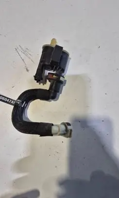 Dodge Challenger Valve 04627694AA