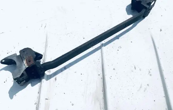 Rear beam