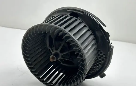 Volkswagen PASSAT B7 Heater fan/blower 3C0907521F CZ2468105384 997164W