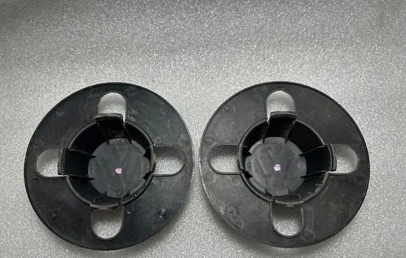 Volkswagen Golf II Original wheel cap 871601171
