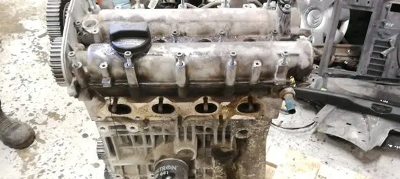 Volkswagen Golf IV Engine AHW 101494