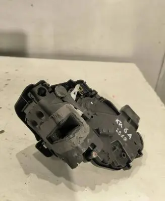 Ford Kuga I Front door lock A048317