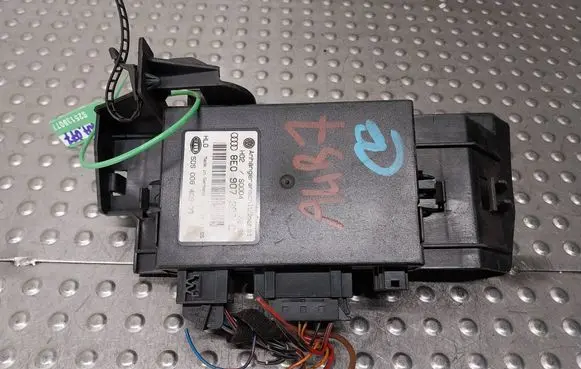 Audi A4 S4 B7 8E 8H Tow bar trailer control unit/module 8E0907383C