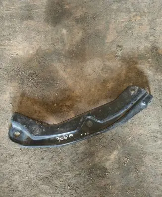 Skoda Fabia Mk3 (NJ) Headlight/headlamp mounting bracket 6V0805932