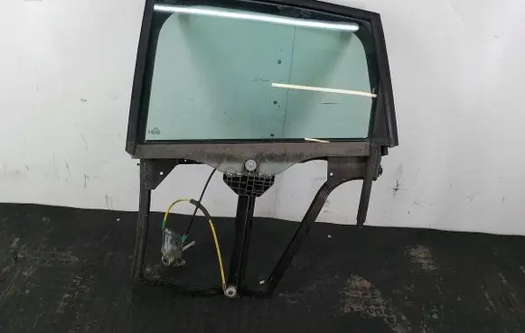 Audi A2 Rear door window regulator with motor 8Z0839753A