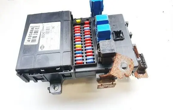Nissan Terrano Fuse box set 285510X804