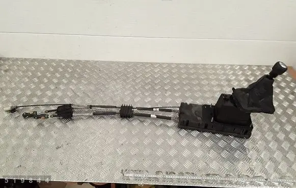 Citroen DS3 Gear shifter/selector 9806774080