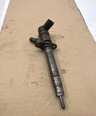 Volvo V70 Fuel injector 0445110078