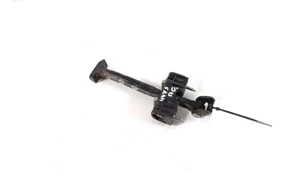 Volvo XC90 Front door check strap stopper 31395137