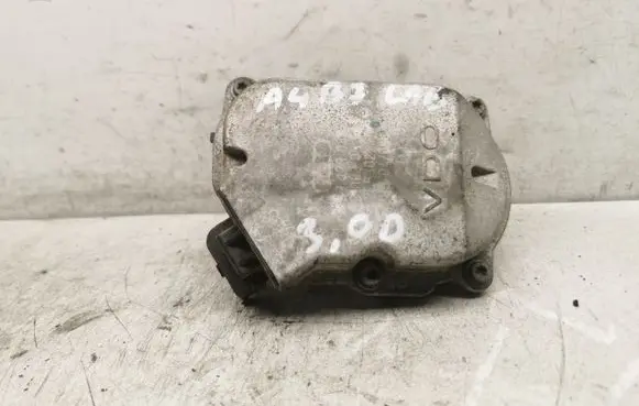 Audi A4 S4 B7 8E 8H Intake manifold valve actuator/motor A2C5302295 059129086