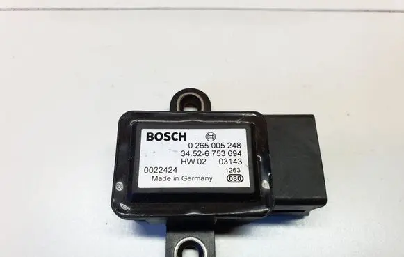 BMW 7 E38 ABS wheel speed sensor 6753694 34526753694 0265005248