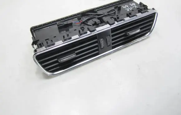 Audi A5 8T 8F Dash center air vent grill 8T1820951C