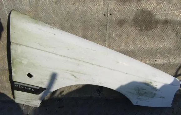 Peugeot 405 Fender