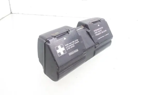 Mercedes-Benz E W211 First aid kit A2118601260