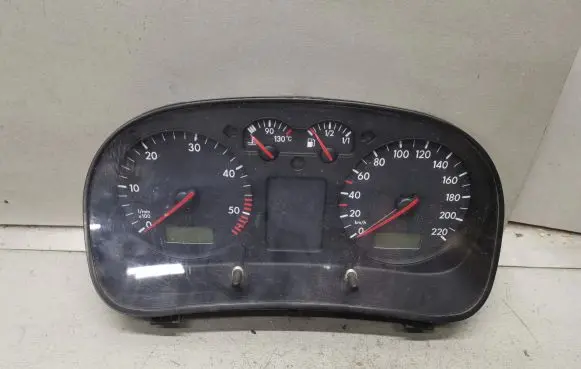 Speedometer (instrument cluster)