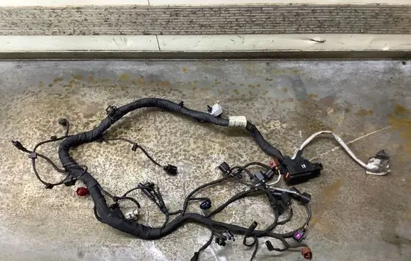 Volkswagen PASSAT B8 Engine installation wiring loom 04L972627KC