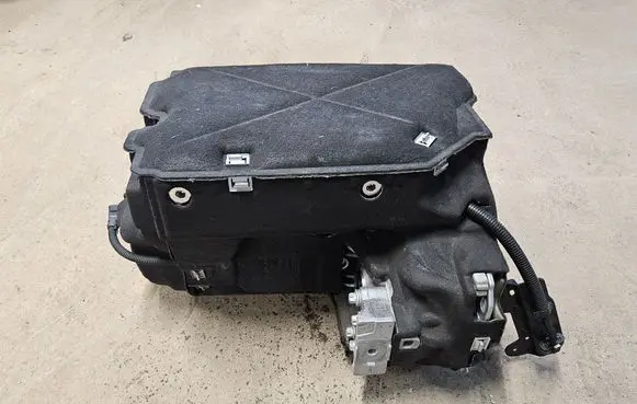 BMW X1 U11 Electric car motor 5B4B7C0 8477933 5B4B7B8