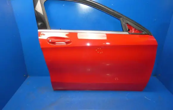 Mercedes-Benz GLA W156 X156 Front door 