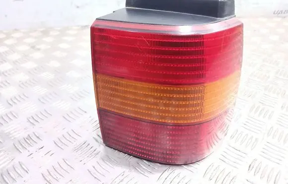 Volkswagen PASSAT B4 Rear/tail lights 63297 3A9945257