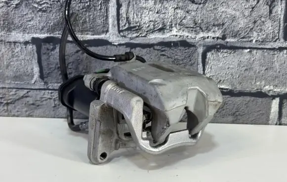 BMW X3 G01 Rear brake caliper 6887385 42.20.330