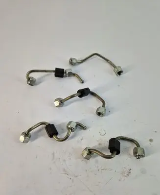 Jeep Cherokee Fuel injector supply line/pipe 