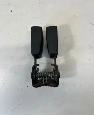 Land Rover Freelander 2 - LR2 Middle seatbelt (rear) 8619K210 1B22409 33055655