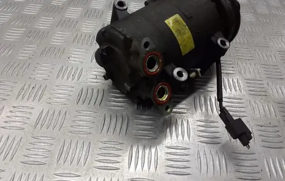 Ford Focus Air conditioning (A/C) compressor (pump) 3M5H-19D629-KF