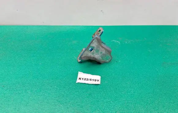Opel Meriva B Rear door upper hinge 710RUL