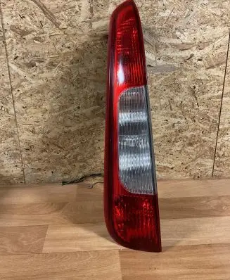 Ford Focus C-MAX Rear/tail lights 3M5113N411AA