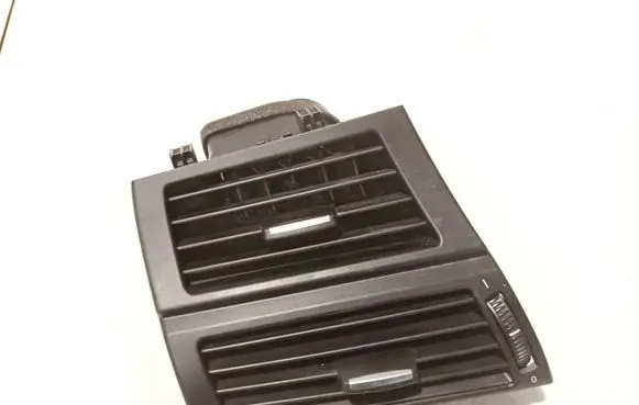 BMW X6 E71 Dash center air vent grill 922776703 14482110