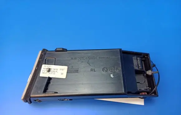 Mercedes-Benz E W211 Dashboard storage box/compartment A2116802052