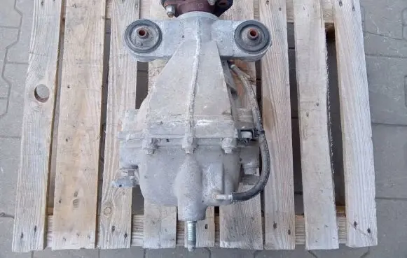 Infiniti Q50 Front differential H820D