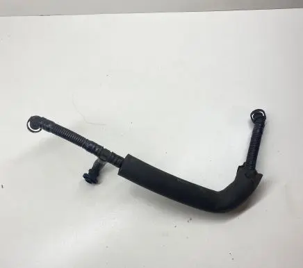 BMW 5 F10 F11 Breather/breather pipe/hose 11157581815