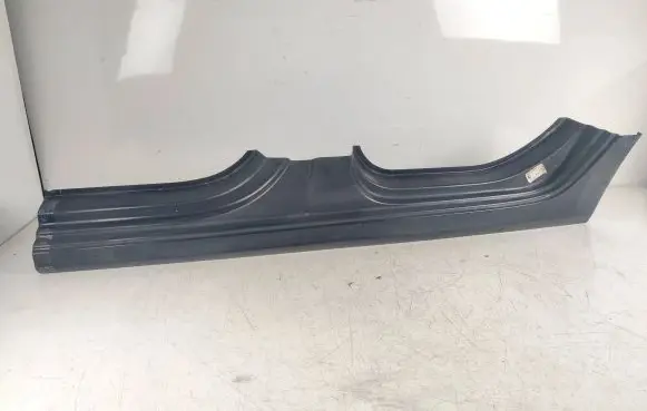 Skoda Octavia Mk4 Front sill (body part) 5E6809601D 44470814 30062023