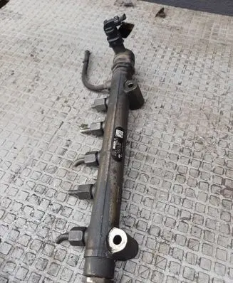 Fuel main line pipe
