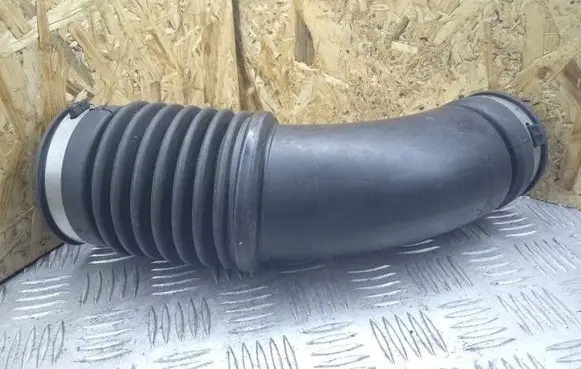 Jeep Grand Cherokee Intercooler hose/pipe 680882249AB