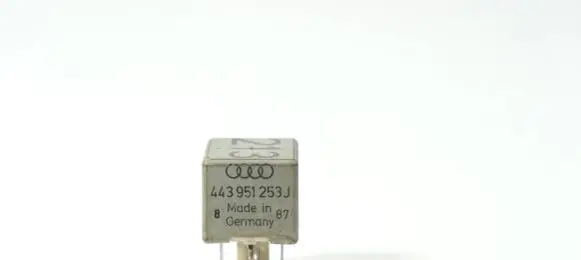 Audi A4 S4 B5 8D Other relay 443951253J