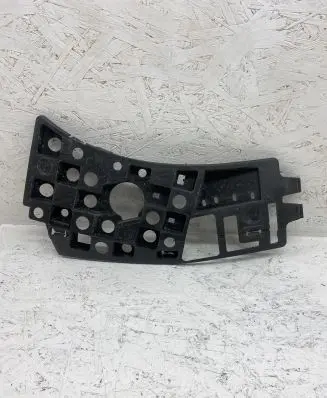 Peugeot 3008 I Front bumper mounting bracket 9685231980