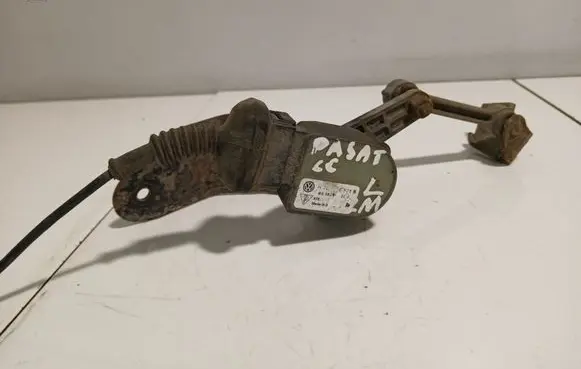 Volkswagen PASSAT CC Headlight/headlamp level sensor 