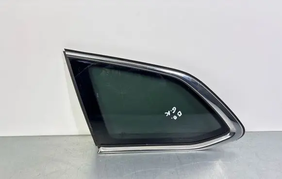 Rear side window