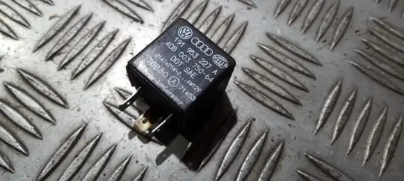 Volkswagen PASSAT B3 Other relay 191953227a