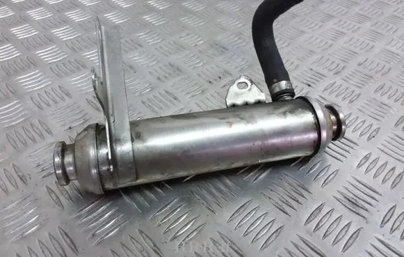 Opel Vectra C EGR valve cooler 55182589
