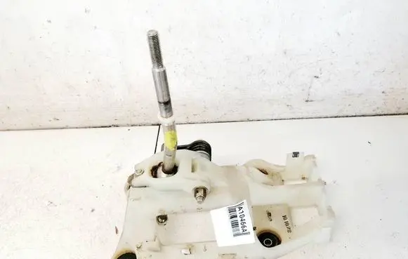 Mitsubishi Galant Gear shifter/selector
