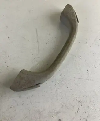 Toyota Hilux (AN10, AN20, AN30) Rear interior roof grab handle
